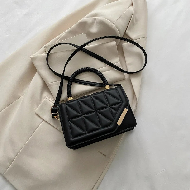 Fashion Shoulder Bag – Elegance, Versatility, and High Quality