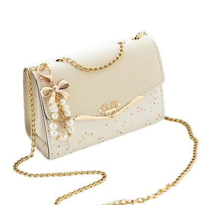 Sac à main tendance pour femme avec paillettes et pendentif – Style compact et élégant