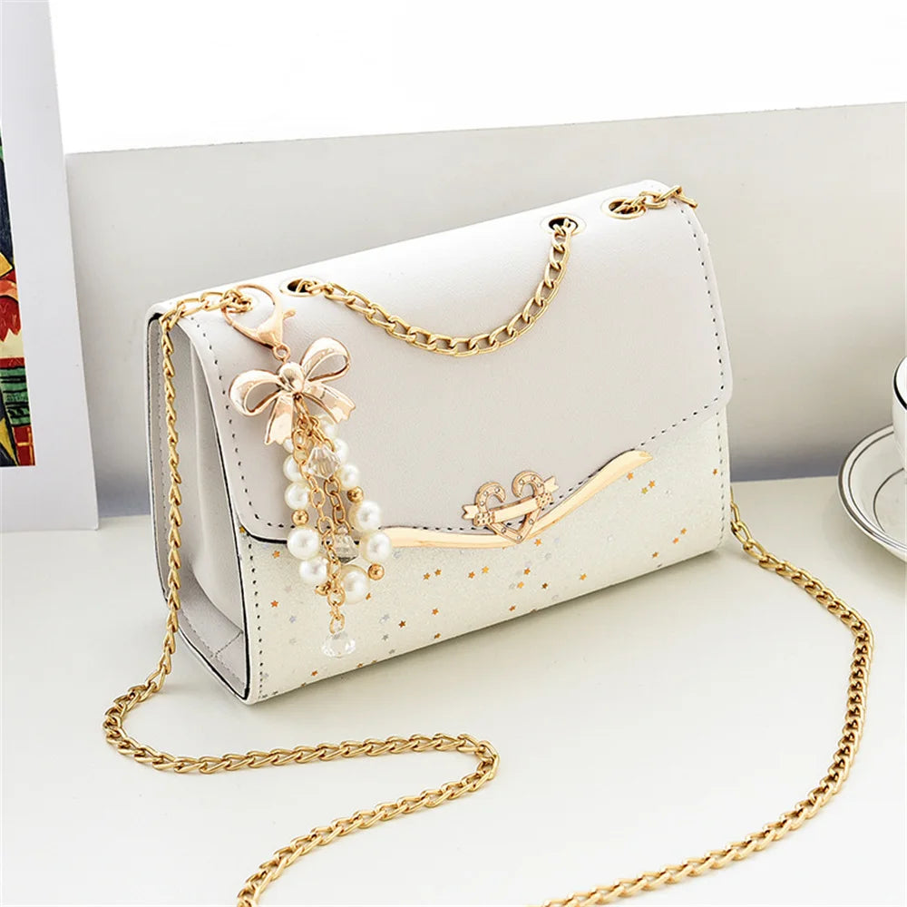 Sac à main tendance pour femme avec paillettes et pendentif – Style compact et élégant