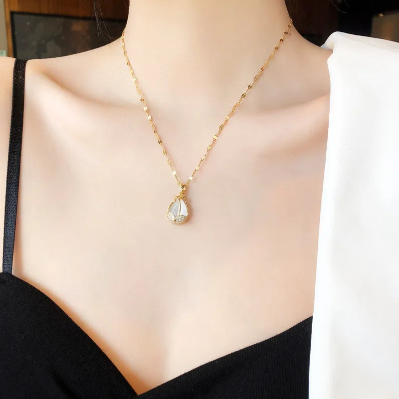 Bijoux minimalistes coréens tendance – Collier tulipe en strass pour toutes les occasions