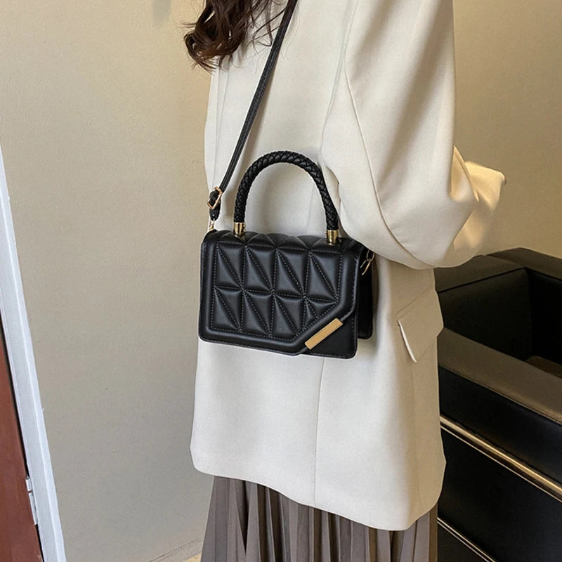 Fashion Shoulder Bag – Elegance, Versatility, and High Quality